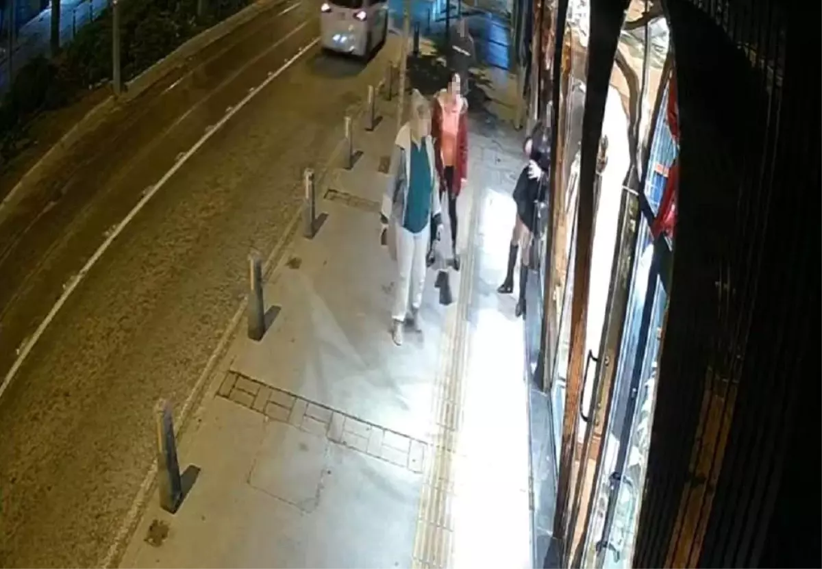 Alkollü Travesti Vitrin Camını Kırdı