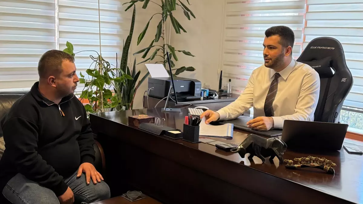 İş Arkadaşına Hesap Bilgisi Verdi, Dolandırıcılık Suçlamasıyla Yargılanıyor