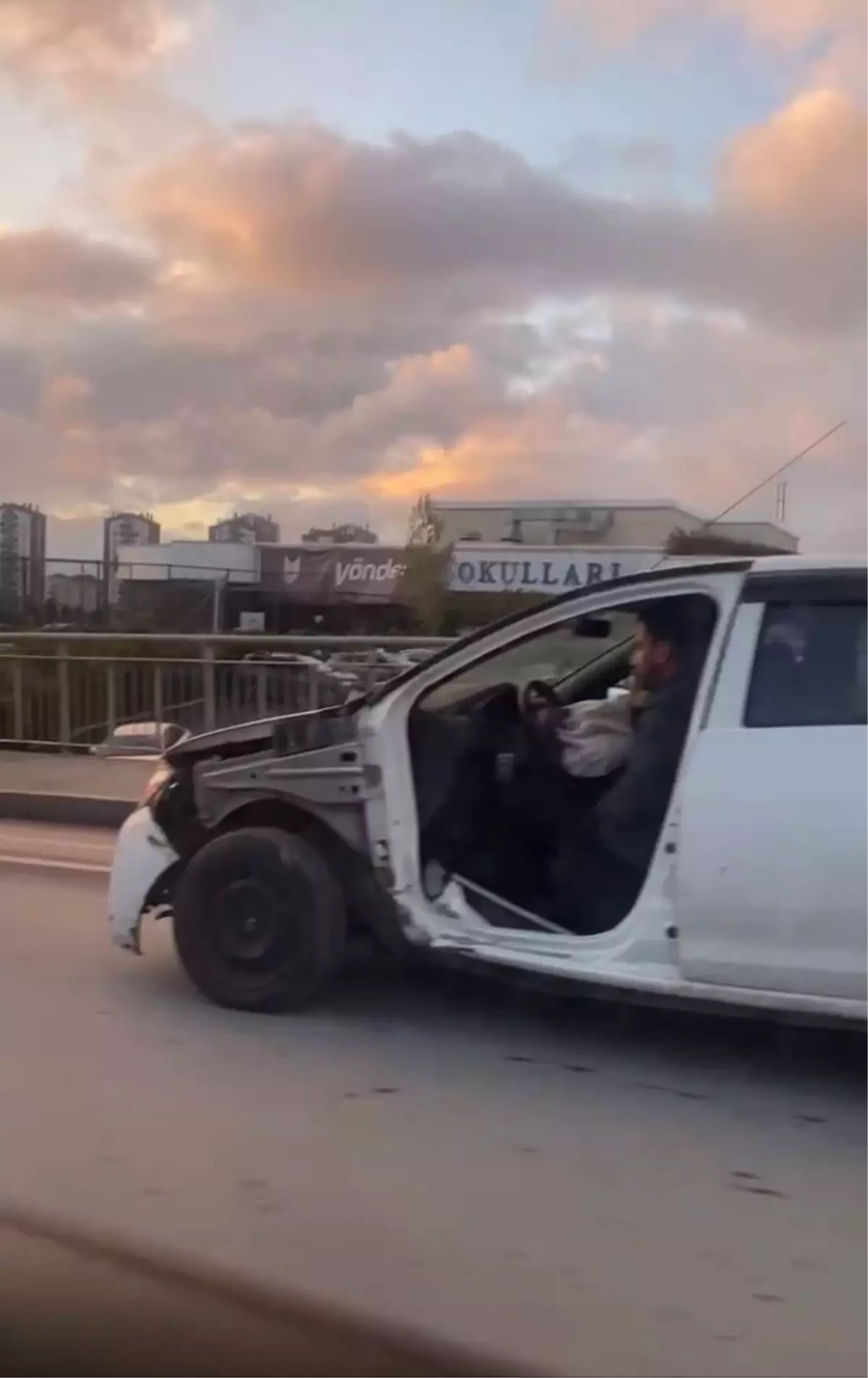 Kapısı Olmayan Araçla Trafikte Seyahat