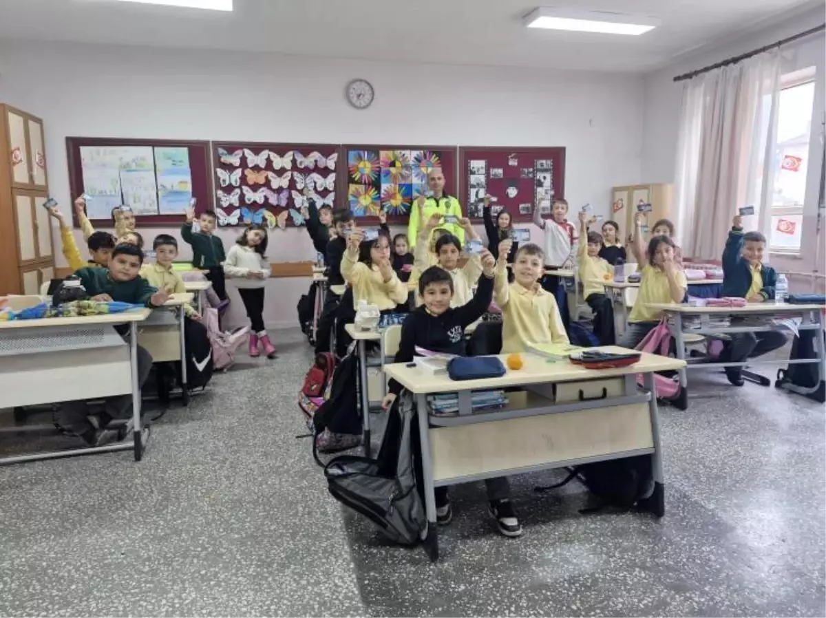 Gölpazarı\'nda Öğrencilere Trafik Eğitimi
