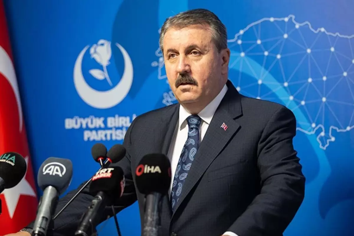 Destici\'den DEM Parti\'ye tepki, Bakan Fidan\'a destek