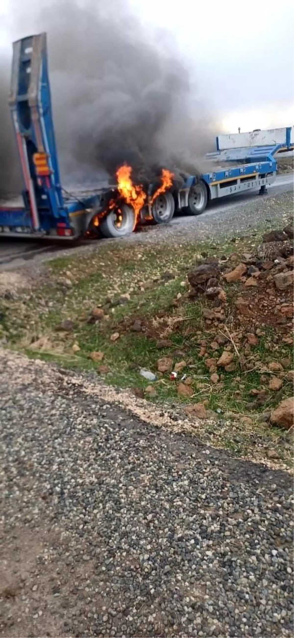 Diyarbakır\'da Tır Yangını