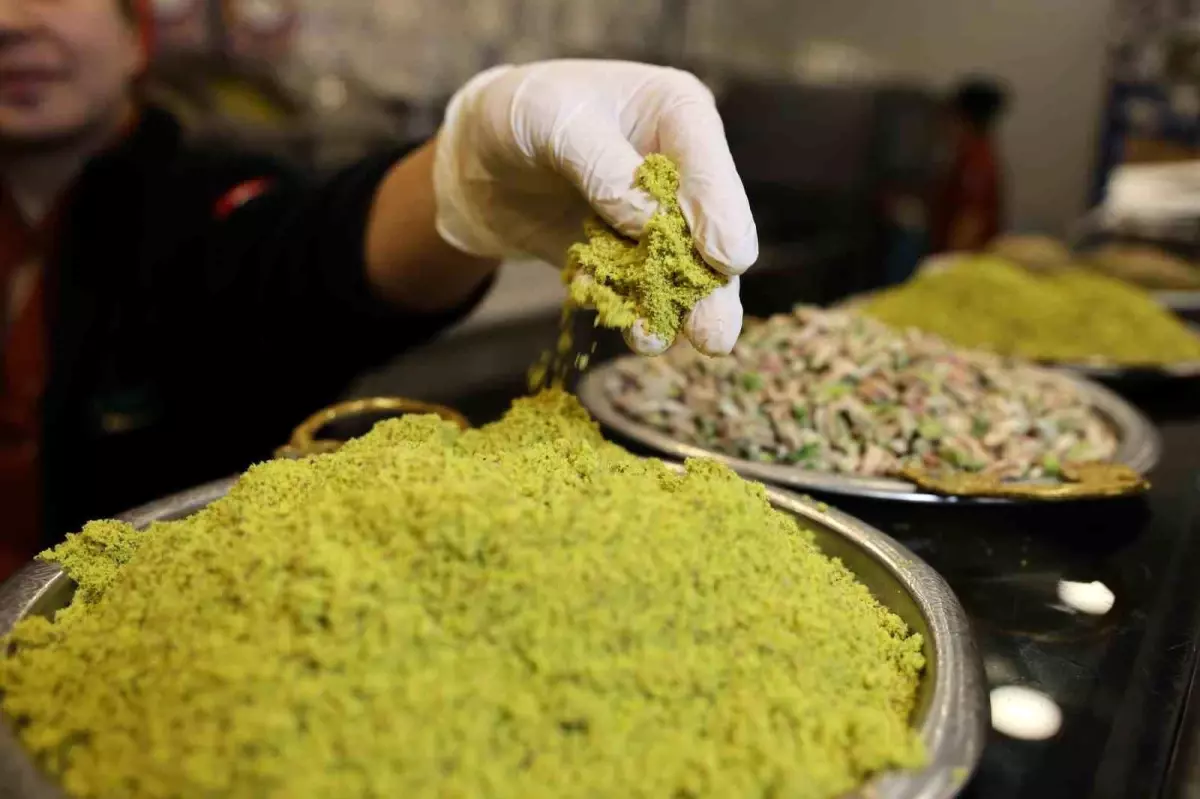 Fıstıklı Tatlılarda Dolandırıcılık Uyarısı!