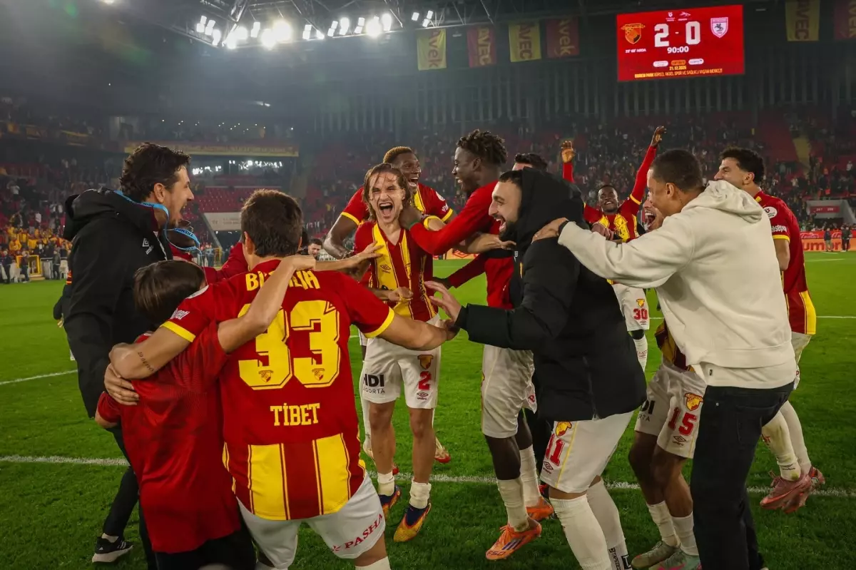 Göztepe, Samsunspor\'u 2-0 Yenerek 4. Sıraya Yükseldi