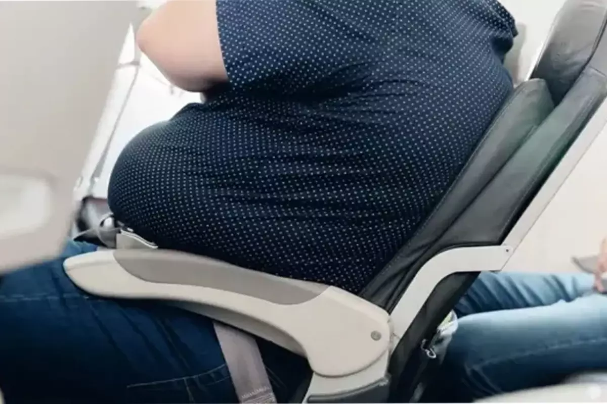 Havayolu şirketinden tartışmalı karar, kilolu yolcular iki bilet almak zorunda kalacak