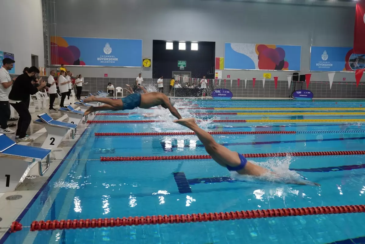 Spor İstanbul Yüzme Yarışları\'nda Rekor Katılım