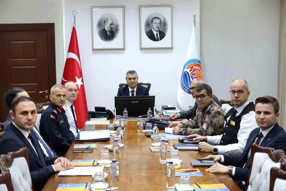 Mersin\'de Güvenlik ve Asayiş Toplantısı