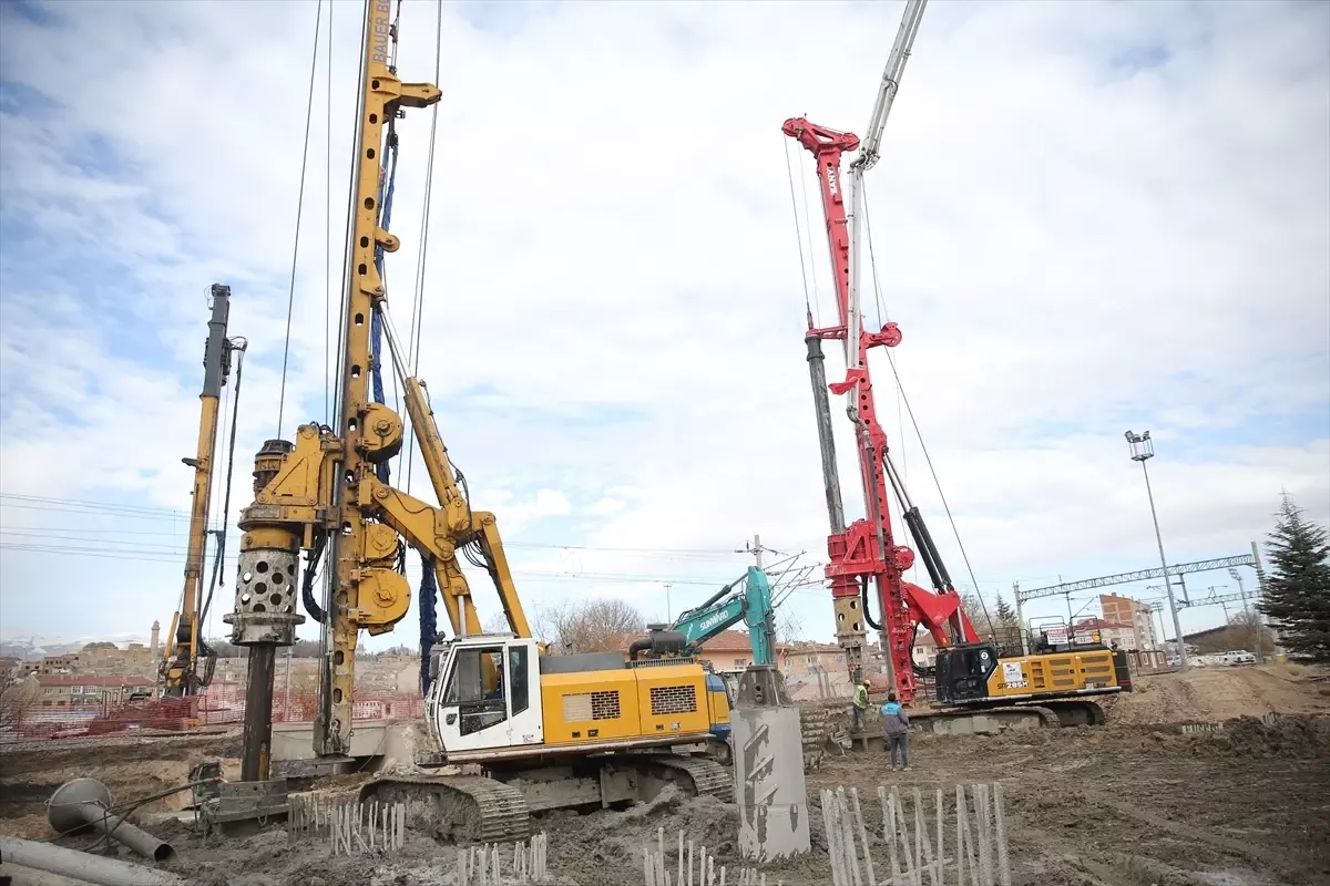 Niğde\'ye Yeni Demiryolu Alt Geçidi