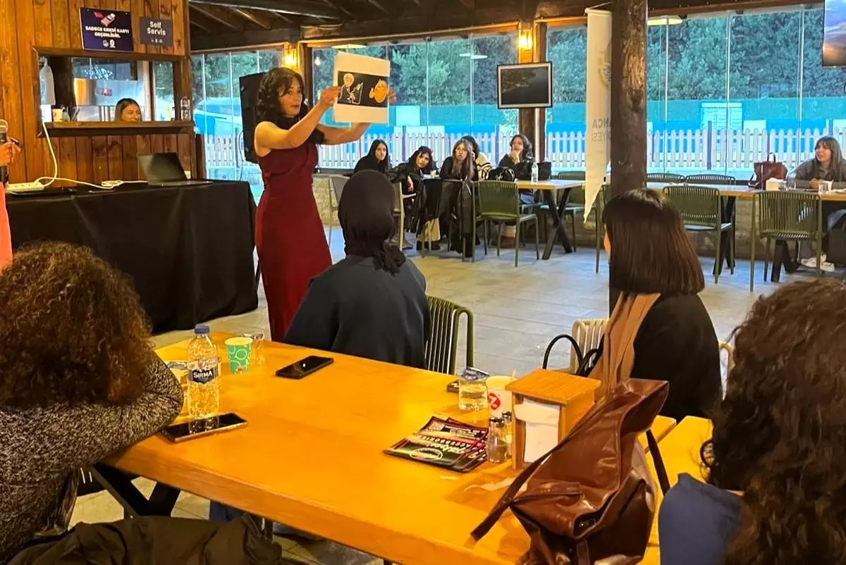 Genç Kadınlar Buluştu