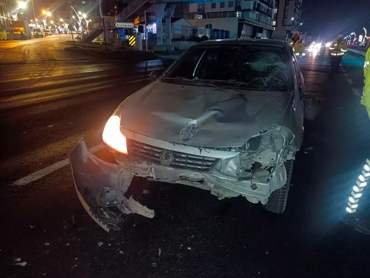 Çerkezköy\'de Otomobil-Motosiklet Kazası