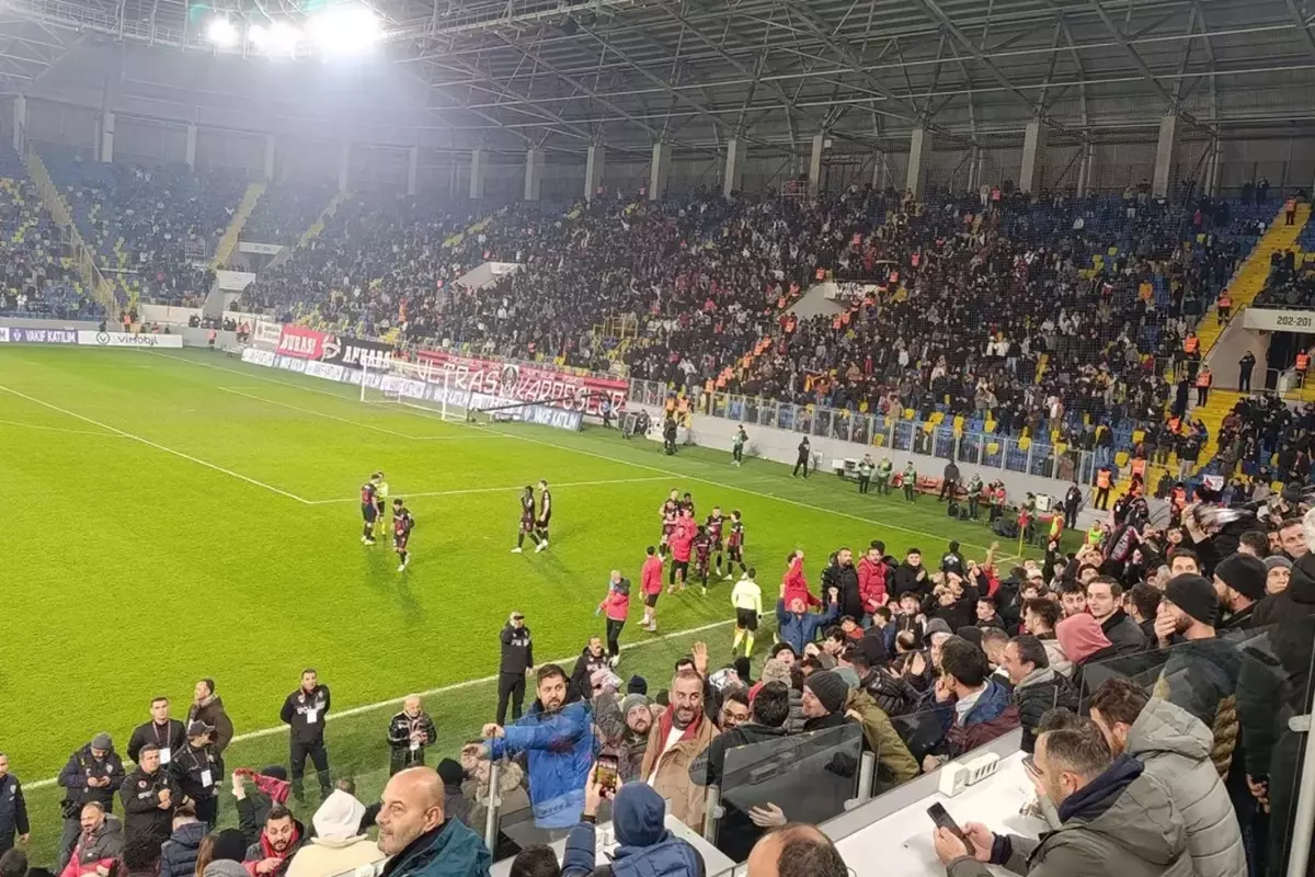 7 gollü Gençlerbirliği-Trabzonspor maçı Süper Lig tarihine geçti