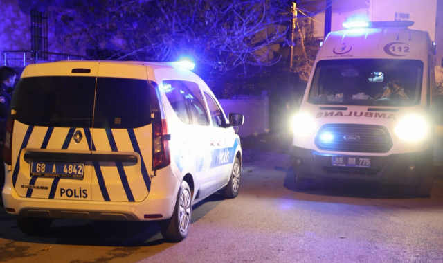 Aksaray'da 4 aylık hamile kadını darbedip sokağa attılar