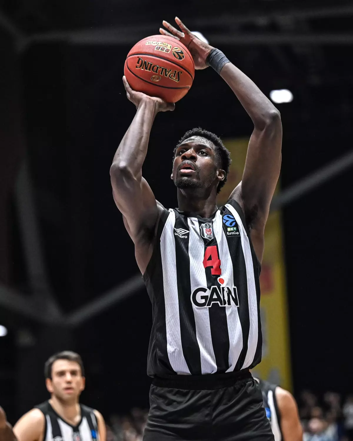 Beşiktaş GAİN, Chemnitz\'e Yenildi