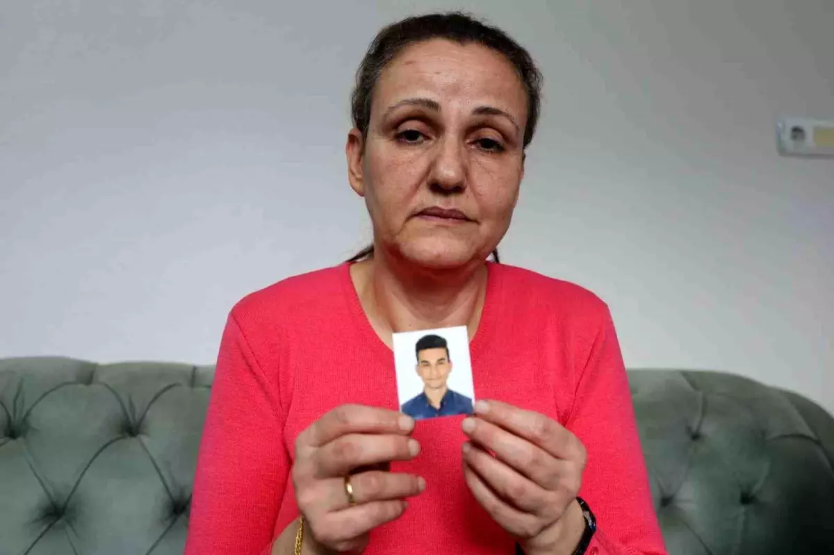 Gemideki kaza sonucu tutuklanan kaptanın annesi feryat ediyor