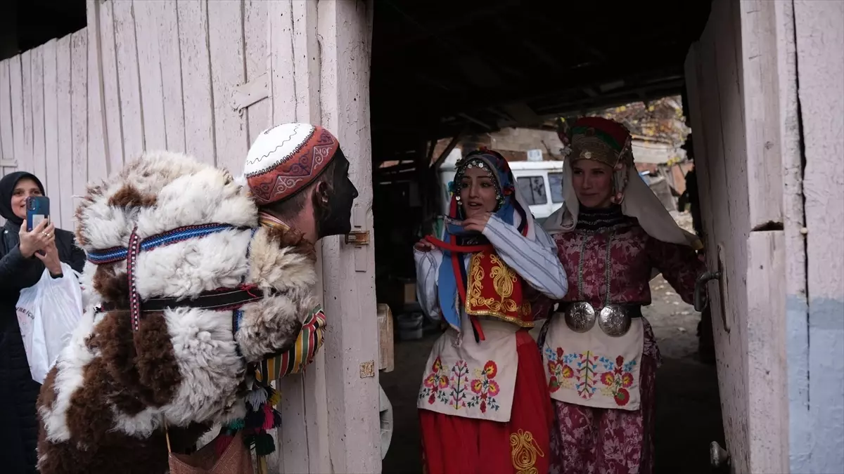 İnegöl\'de \'Toprağın Uykusu\' Etkinliği