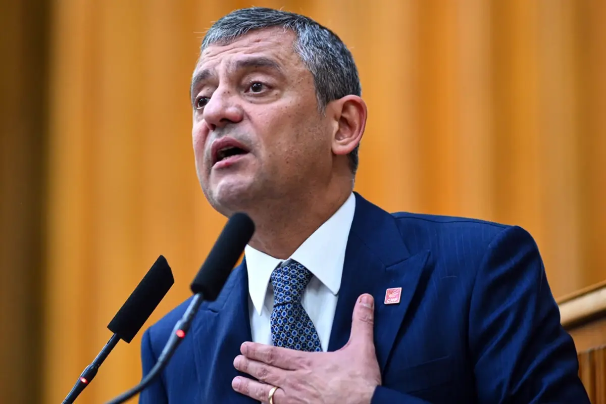 CHP Genel Başkanı Özel\'den yeni asgari ücrete tepki