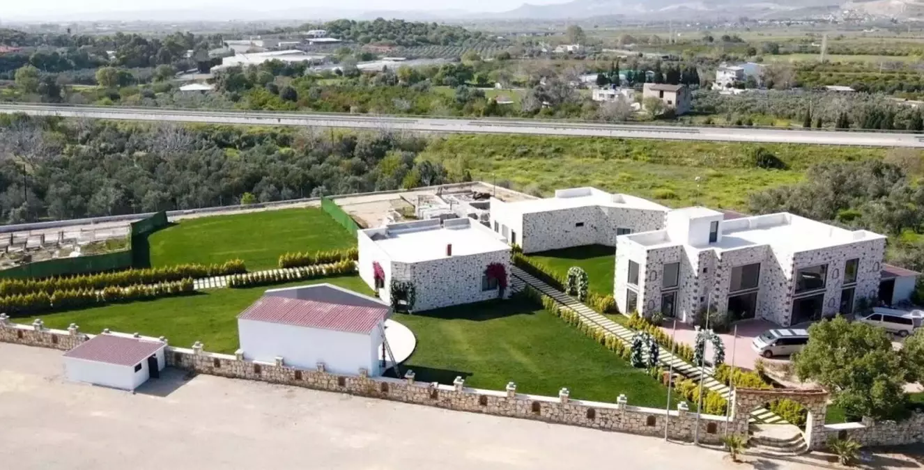 Düğün Salonundaki Trajedi: Doctor Çift Hayatını Kaybetti