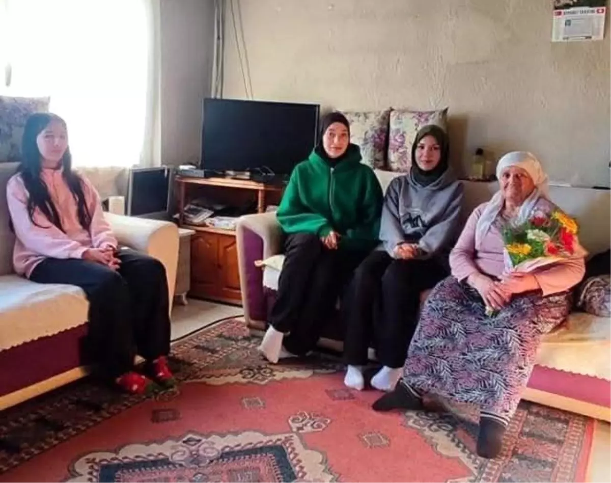 Fidanlar Çınarlarla Buluşuyor