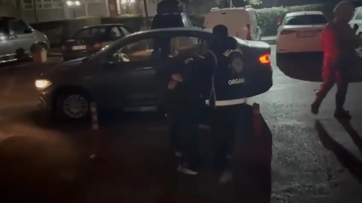 İstanbul\'da Haraç Çetesi Operasyonu: 8 Gözaltı