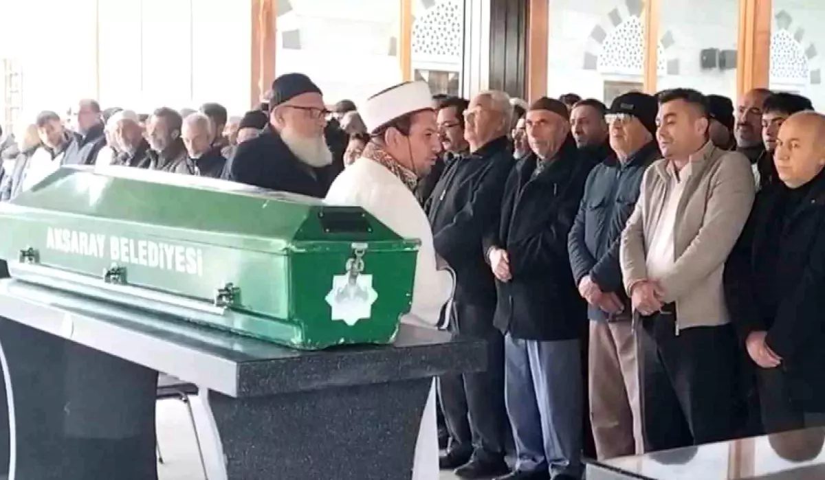 Aksaray\'da Motosiklet Kazası: Lise Öğrencisi Hayatını Kaybetti