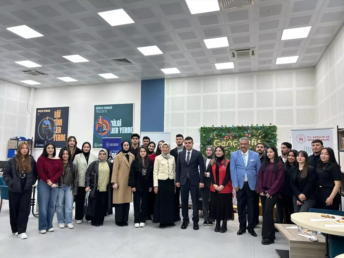 KAEÜ\'de Kariyer Semineri