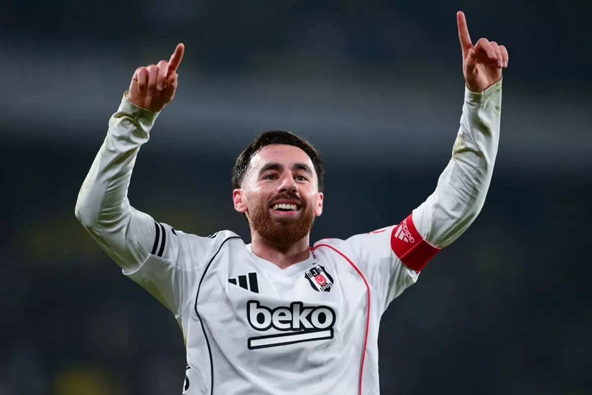 Orkun Kökçü\'den dikkat çeken sözler: Hakemler psikolojimizi bozuyor