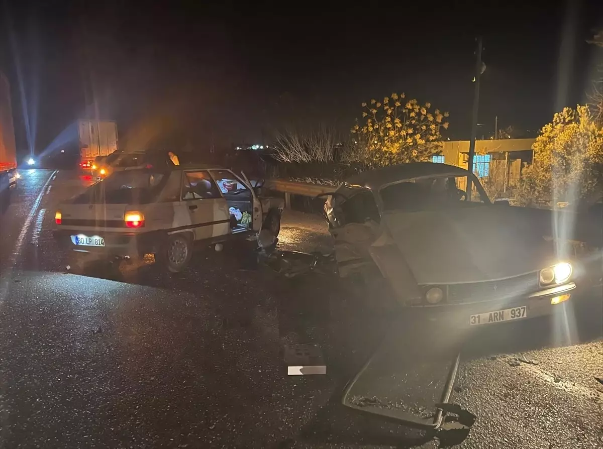 Kadirli’de Trafik Kazası: 1 Ölü, 4 Yaralı