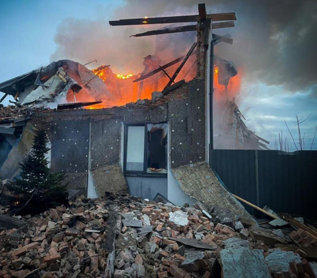 Rusya &uuml;lkenin başkentini 650 İHA ve 30 f&uuml;zeyle vurdu