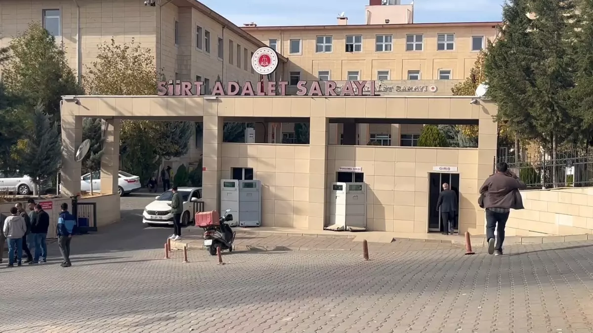 Siirt Hastanesinde Uyuşturucu Skandalı: 30 Gözaltı