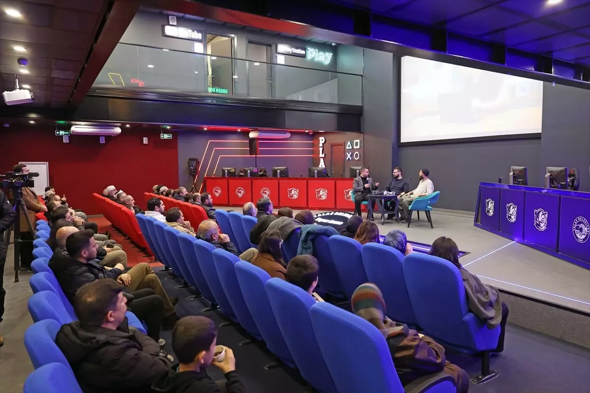 Talas\'ta Geleceğin Mühendisleriyle Buluşma