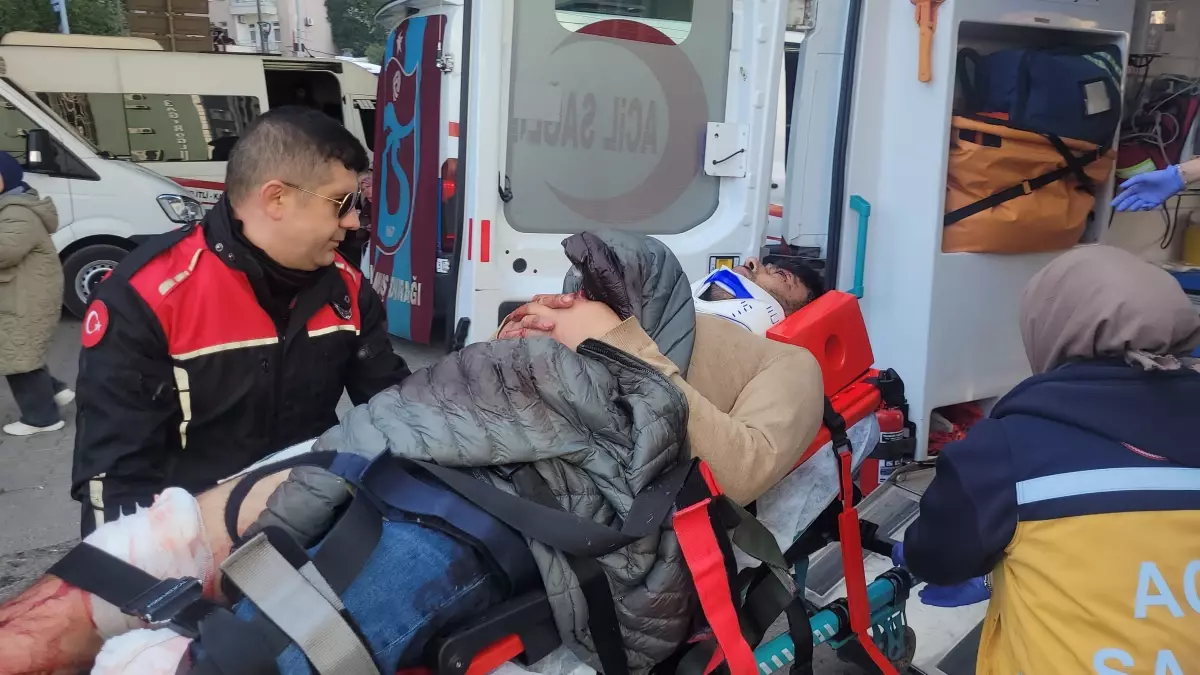 Trabzon\'da Bıçaklı Kavga: 9 Yaralı, 16 Gözaltı