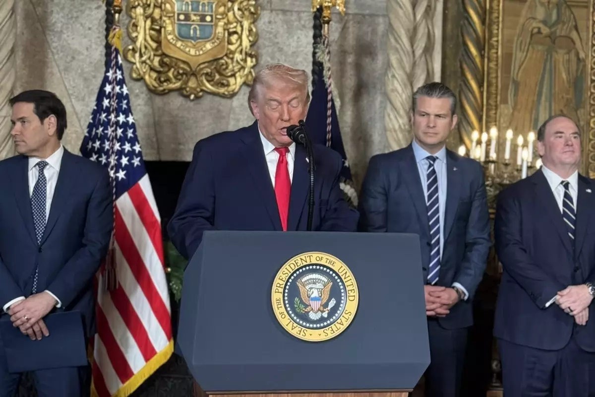 Trump\'tan \'\'Altın filo\'\' hamlesi: ABD donanmasına yeni savaş gemileri ekleniyor