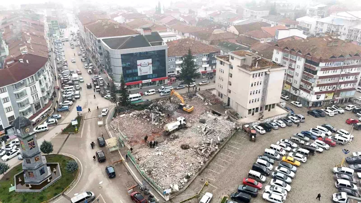 Vezirköprü\'de otopark ve meydan projesi için çalışmalar başladı