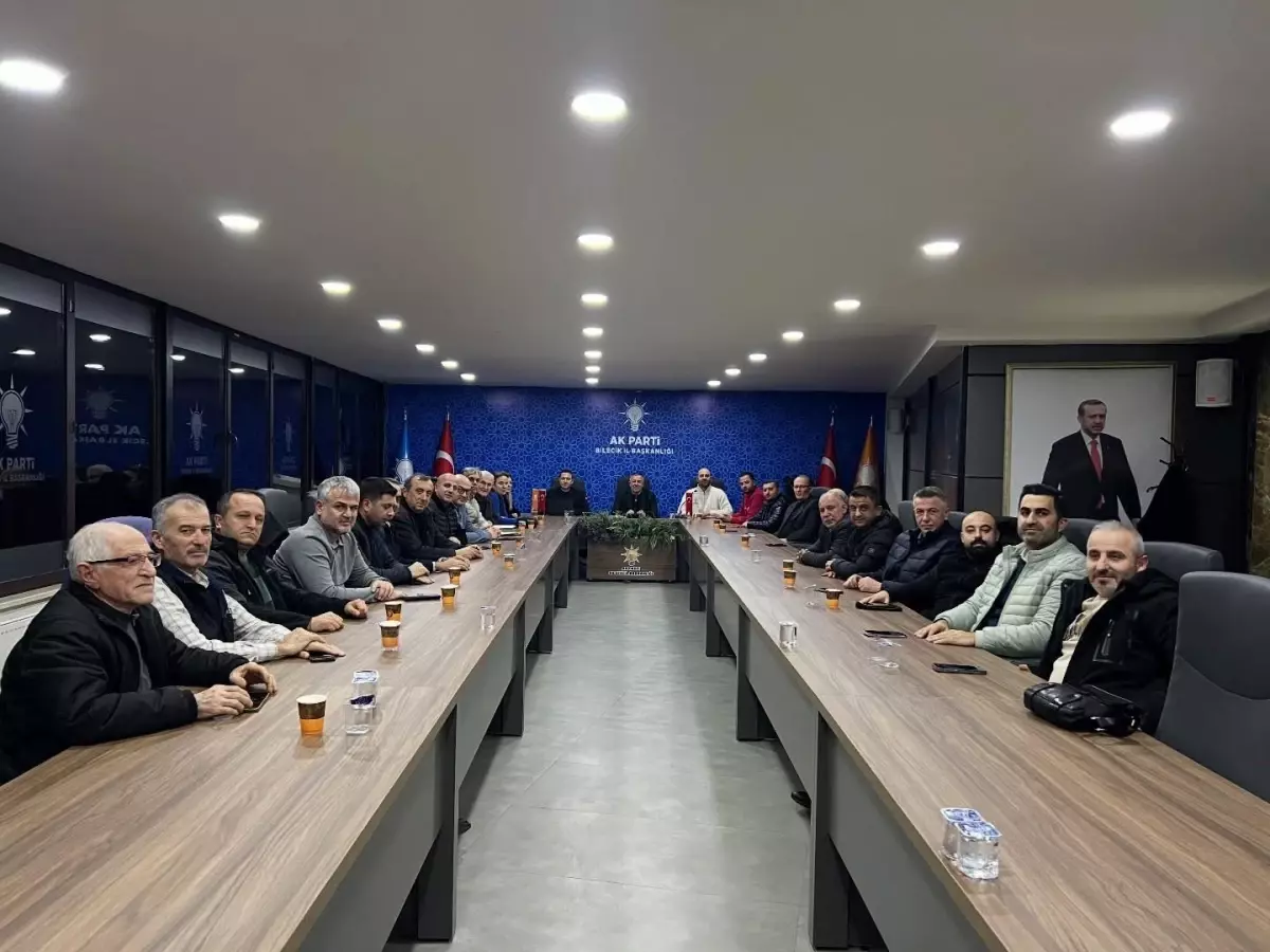 AK Parti Bilecik\'nde Toplantı