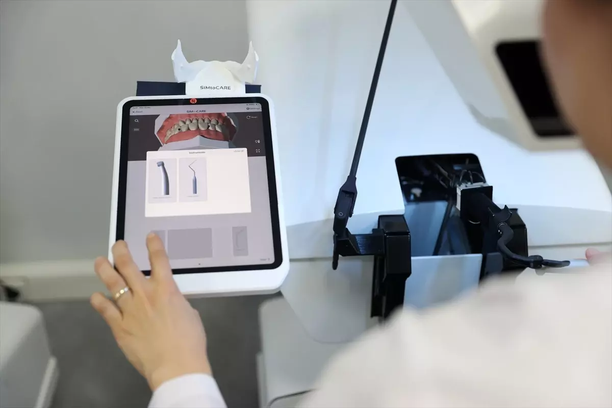 NEÜ\'de Diş Hekimliği Simülasyon Eğitimi