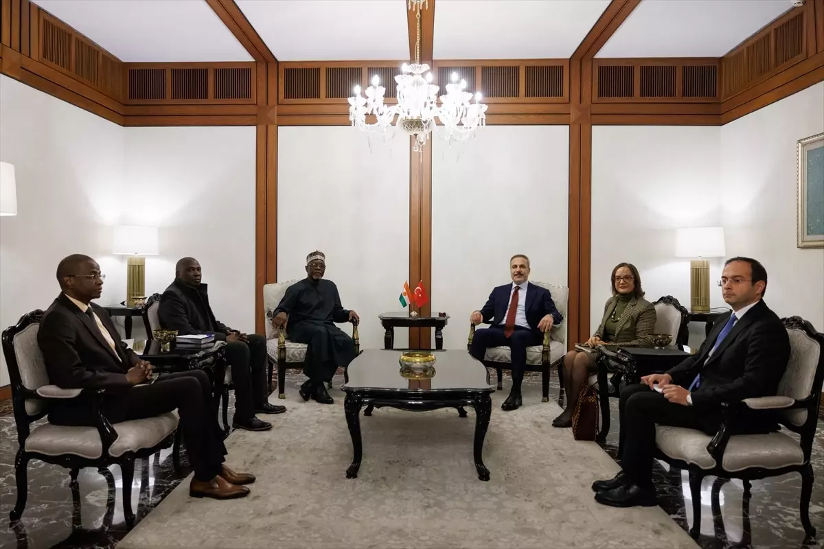 Fidan ve Sangare Ankara\'da Görüştü