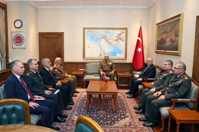 İşte Ankara'da düşen uçakta can veren Libya Genelkurmay Başkanı'nın son görüntüleri