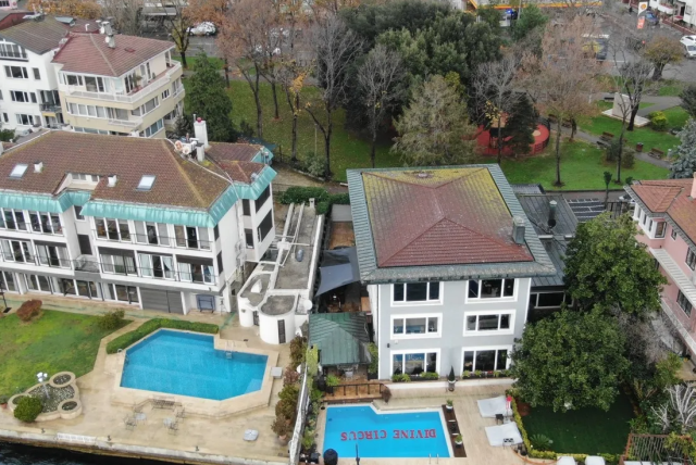 Kasım Garipoğlu'nun partilediği yalı ilk kez görüntülendi