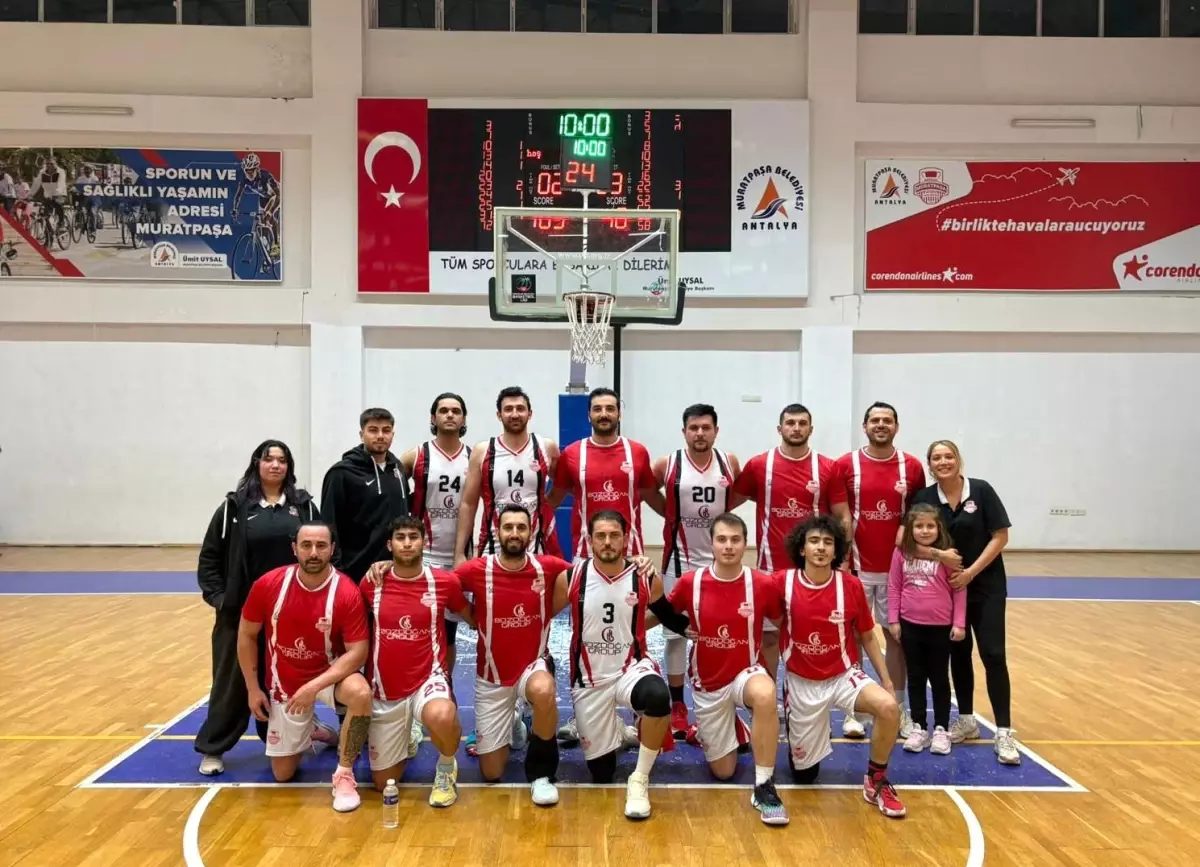 Muratpaşa Belediyespor namağlup Bölgesel Lig\'de