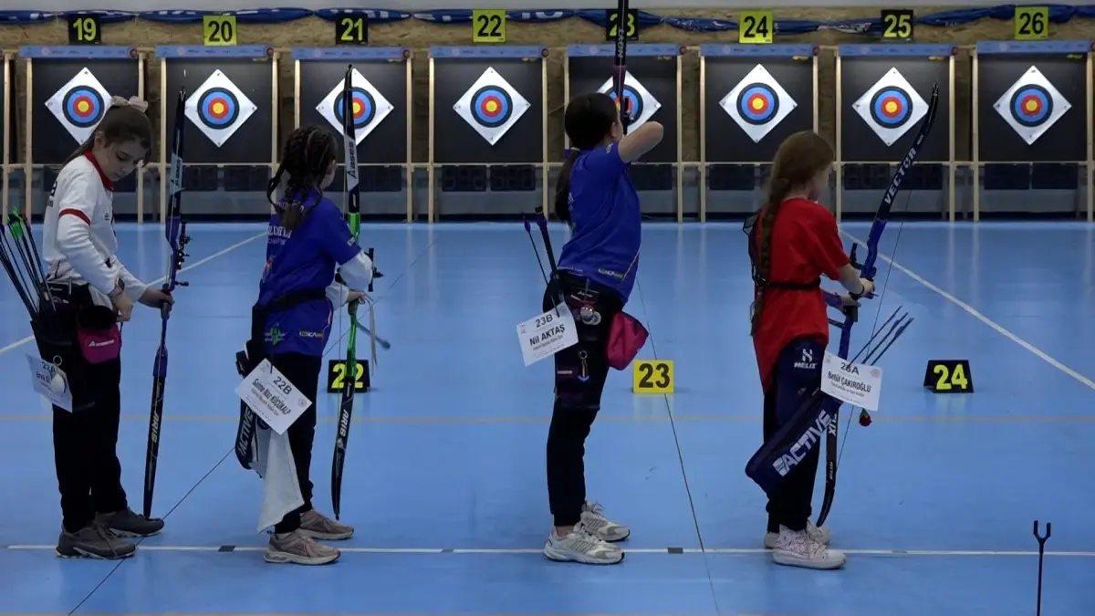 Samsun\'da U15 Okçuluk Şampiyonası Başladı