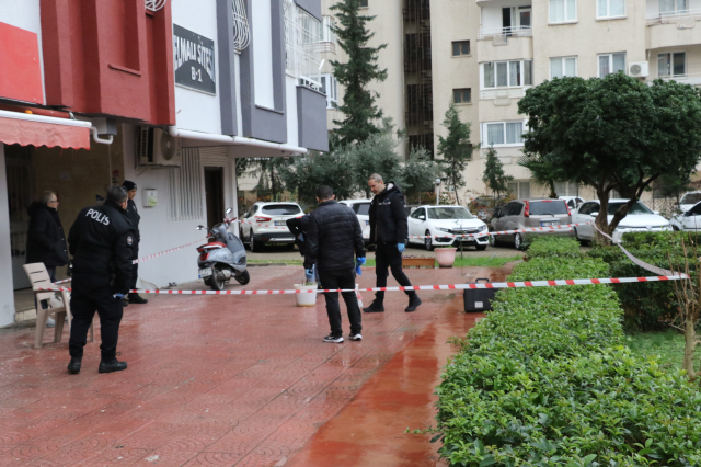 Önce oğlu sonra annesi! Bir gün arayla balkondan düşerek can verdi