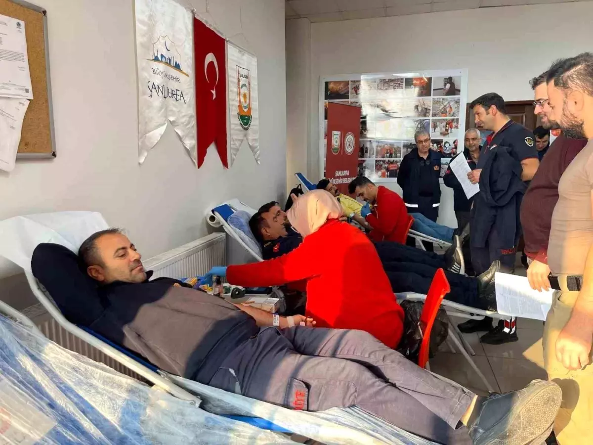 Şanlıurfa İtfaiyesi\'nden kan bağışı