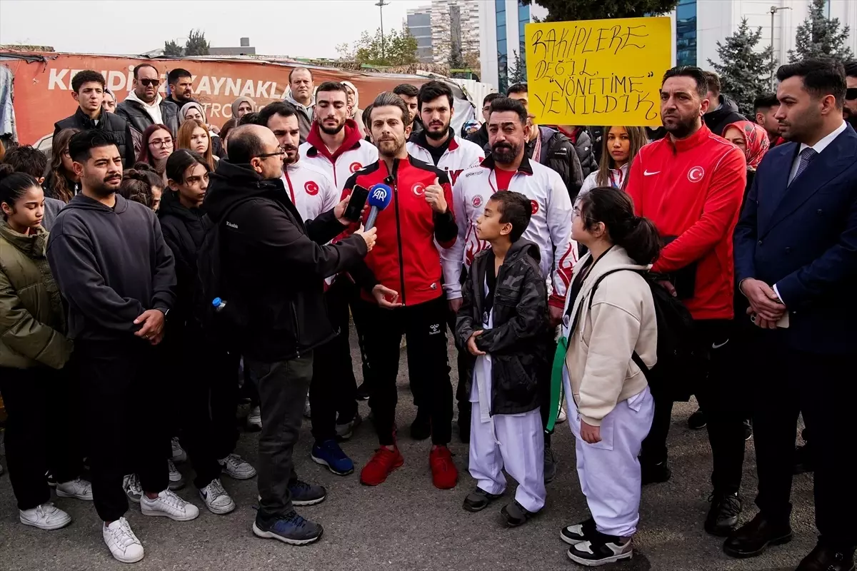 Tuzla Belediyesi\'nde Antrenör İsyanı