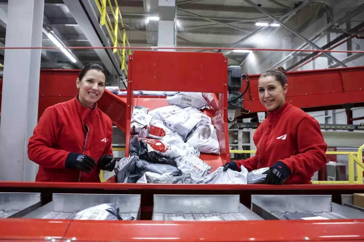 Aras Kargo\'dan Kırmızı Kahramanlar Buluşması