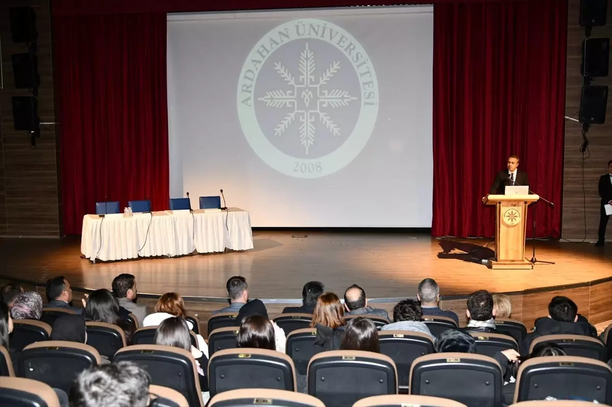 Ardahan\'da Arkeoloji Programı Düzenlendi