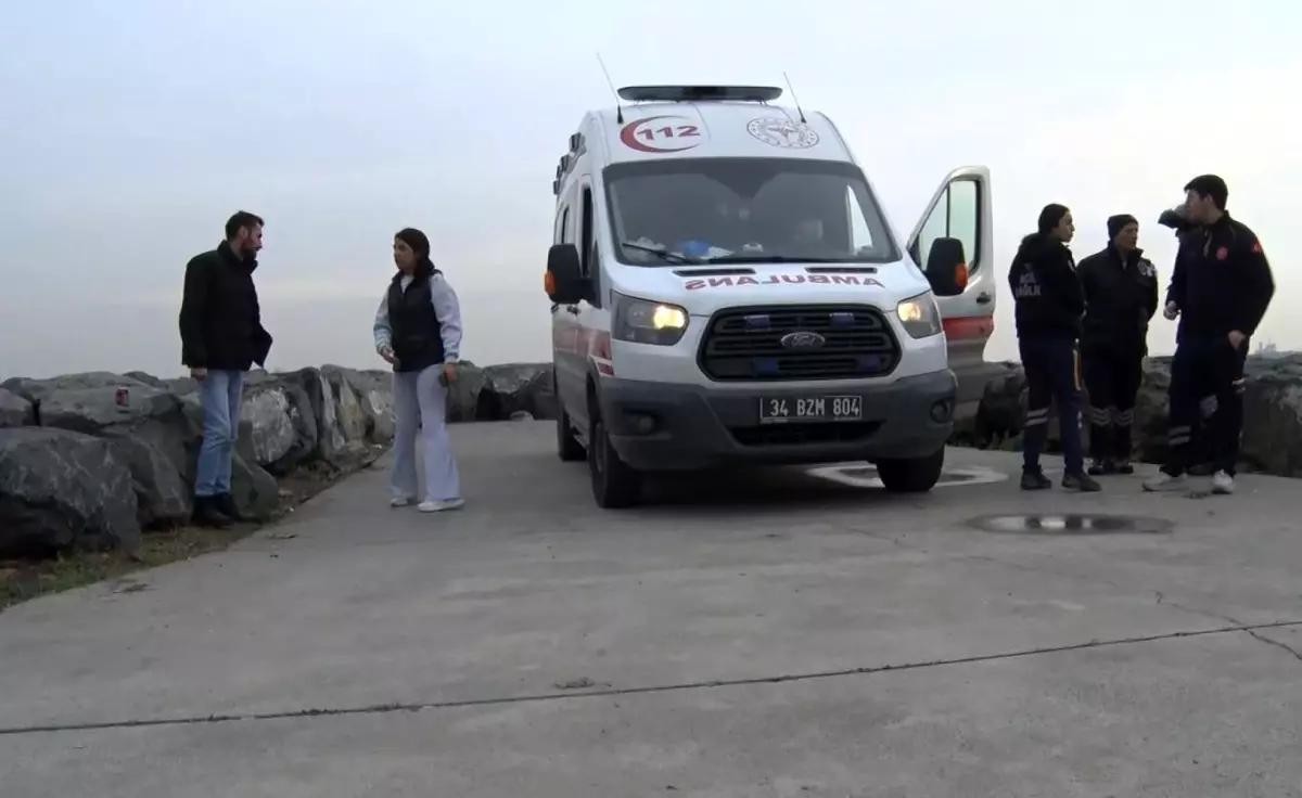 Avcılar\'da İntihar İhbarı Panik Yarattı