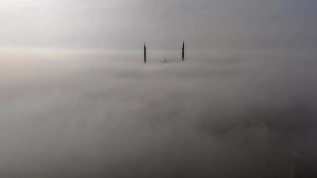 Batman\'da Yoğun Sis Manzaraları