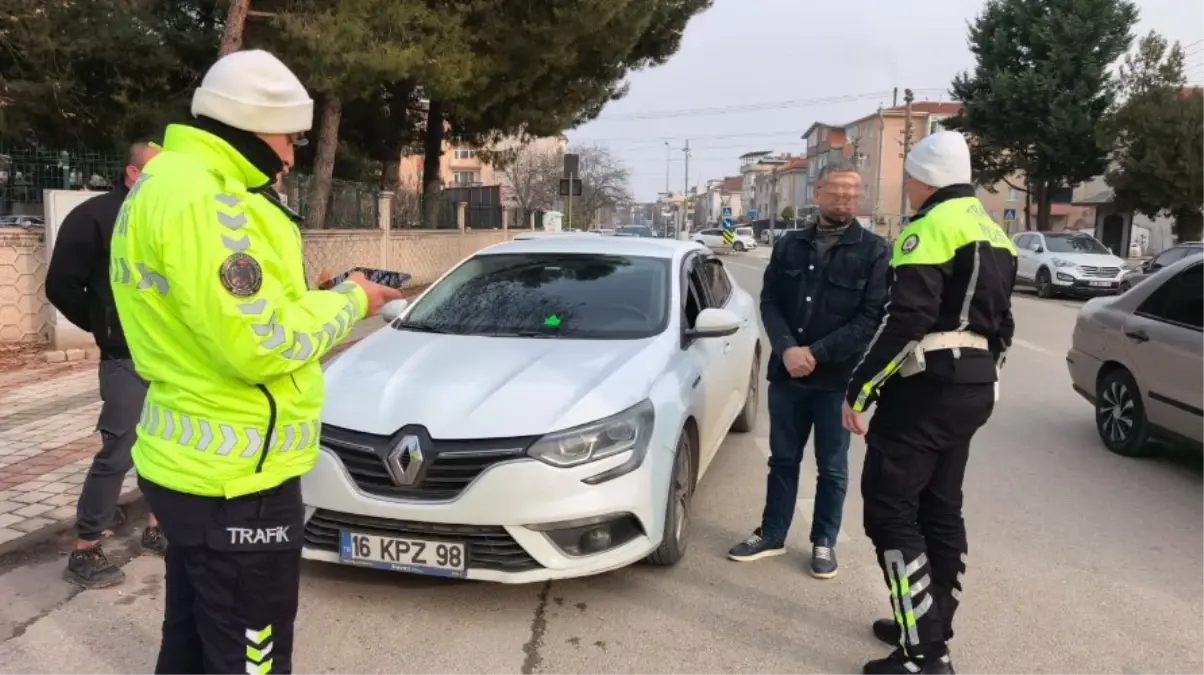 İnegöl\'de Korsan Taksicilere Ceza Yağdı