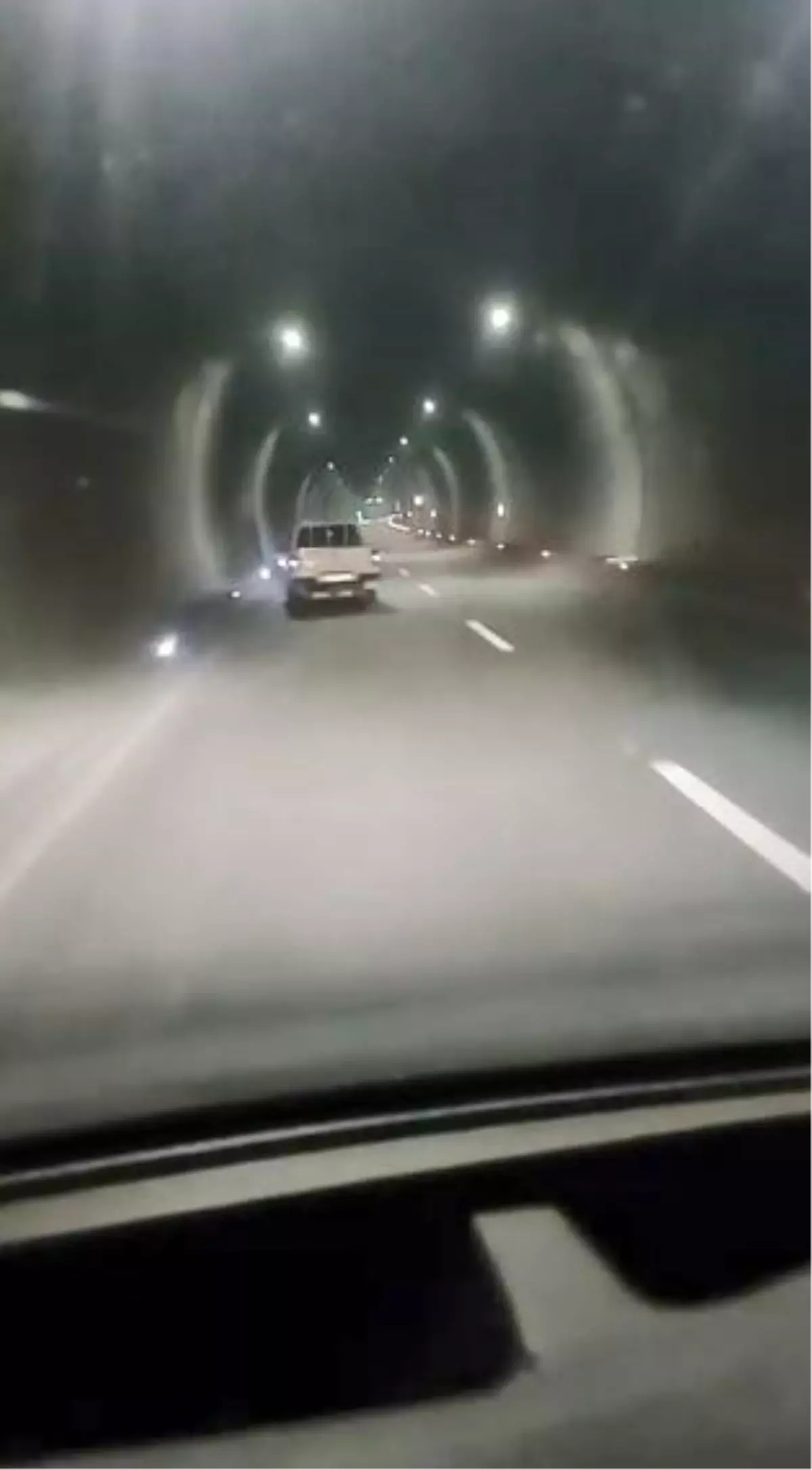 Cankurtaran Tüneli\'nde Kamyonet Krizi