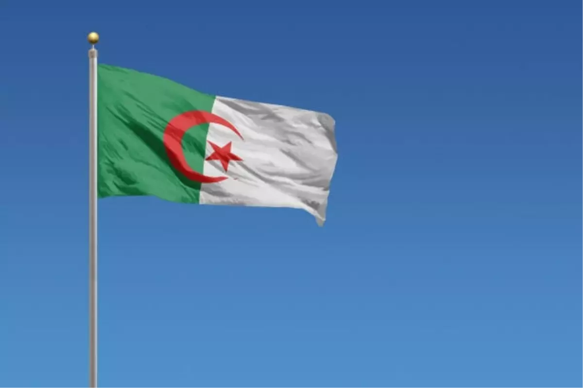 Cezayir Meclisi\'nden Fransa\'ya Sömürge Suçlaması